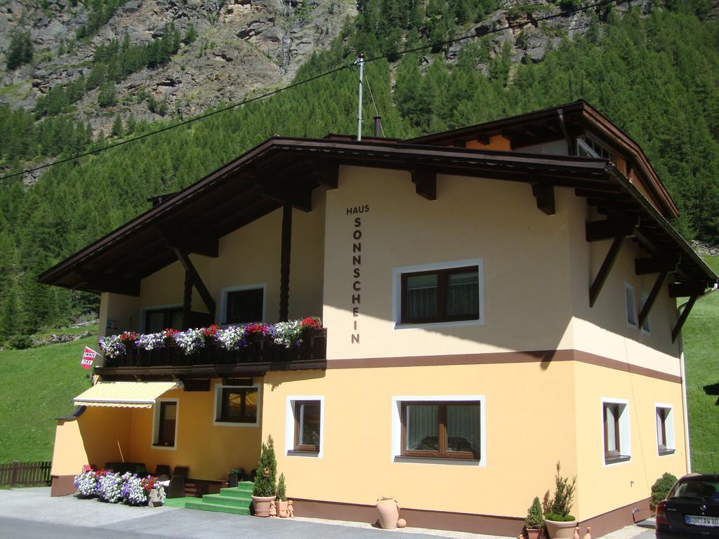 Haus Sonnschein Bed & Breakfast Sölden Dış mekan fotoğraf