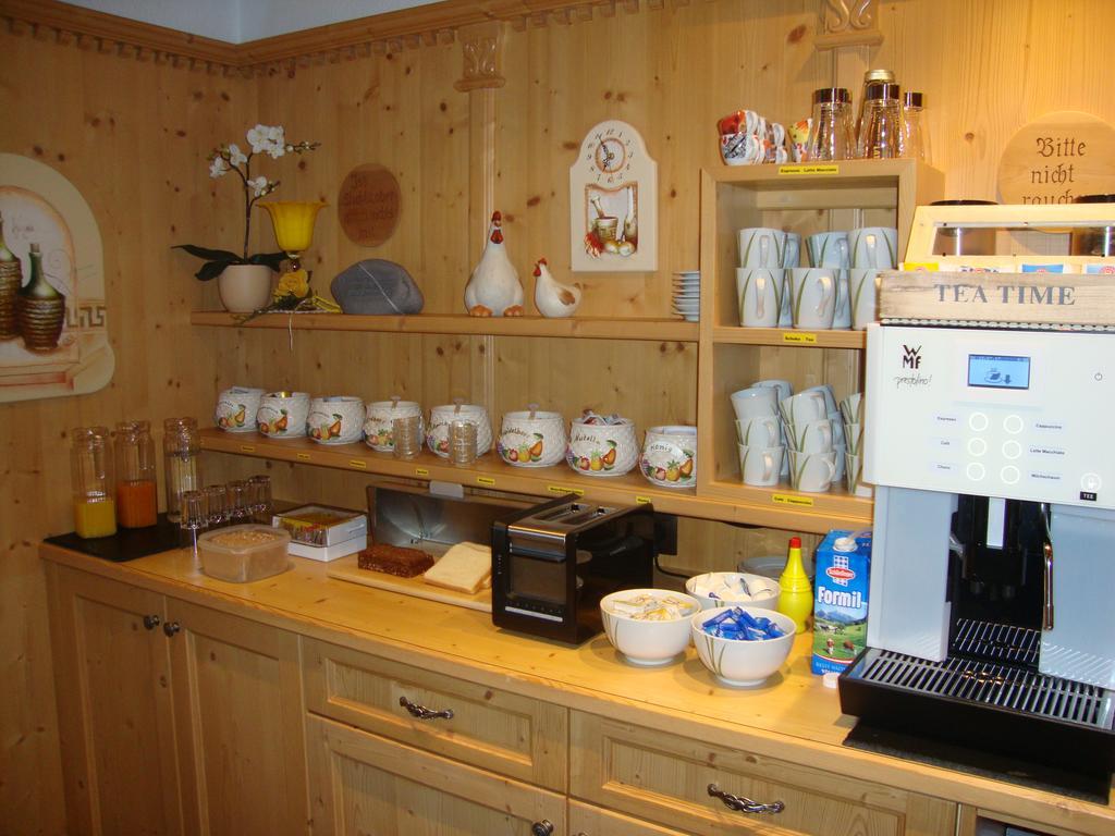 Haus Sonnschein Bed & Breakfast Sölden Dış mekan fotoğraf