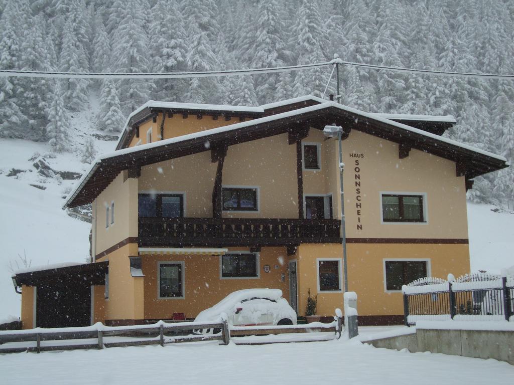 Haus Sonnschein Bed & Breakfast Sölden Dış mekan fotoğraf