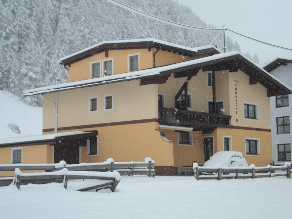 Haus Sonnschein Bed & Breakfast Sölden Dış mekan fotoğraf