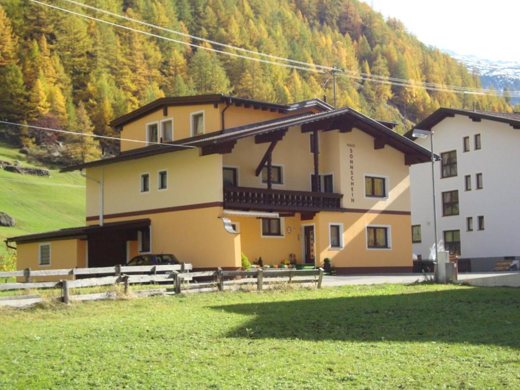 Haus Sonnschein Bed & Breakfast Sölden Dış mekan fotoğraf