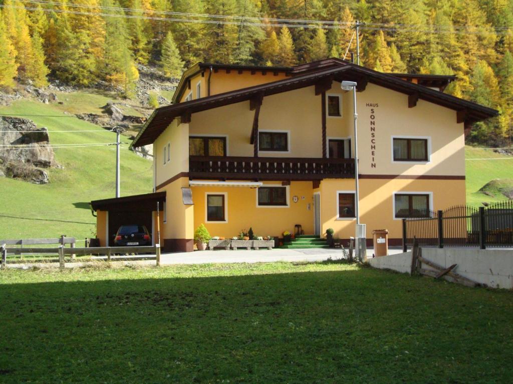 Haus Sonnschein Bed & Breakfast Sölden Dış mekan fotoğraf